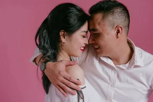Exploring the Romantic Journeys of Vietnamese Stars Vân Hugo and BTV Hoàng Linh - image 6