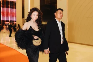 Exploring the Romantic Journeys of Vietnamese Stars Vân Hugo and BTV Hoàng Linh - image 5