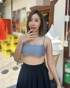Thai Fashion Revolution: Exploring the Bold Underboob Trend Among Bangkok's Elite Beauties - image 6