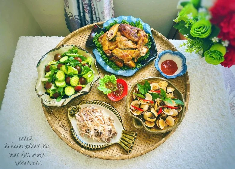 The Ultimate Weekly Meal Plan: Diverse and Delicious Home-Cooked Recipes for Busy Families