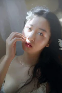 YiTuYu Art Language Vol.4549 Featuring Tiffany: Elegant Artistic Photography and Portrait Excellence - image 15