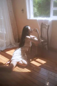 YiTuYu Art Language Vol.4549 Featuring Tiffany: Elegant Artistic Photography and Portrait Excellence - image 23