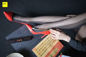 IESS Sixiangjia 317 Featuring Model Junjun in Elegant Black Fashion Stockings - image 26
