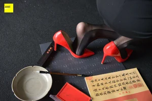 IESS Sixiangjia 317 Featuring Model Junjun in Elegant Black Fashion Stockings - image 151