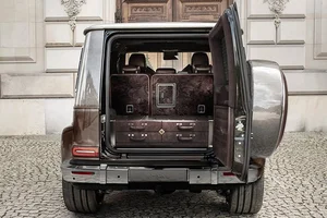 The Mercedes G-Viking: A Custom Ultra-Luxury SUV Designed for Collectors of Ancient Weapons and High-End Automotive Art - image 5