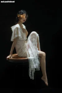 YiTuYu Art Language Vol.4040 Li Miao Miao: A New Standard in Artistic Photography - image 12