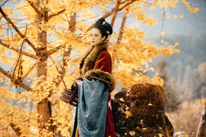 YITUYU Art Language 2024.06.14: Capturing the Essence of Autumn with Model Ran Ran - image 4