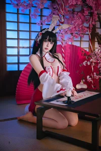 Elegant Chikuma Bunny Girl Cosplay: A Masterpiece by Ri Nai Jiao from Azur Lane - image 23