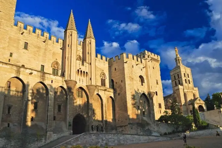 Explore Avignon Papal Palace: Europe's Grandest Gothic Marvel