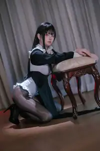 Coser Yu Yu: Alluring Black Stocking Nun – Exclusive Photo Set (41P) - image 8