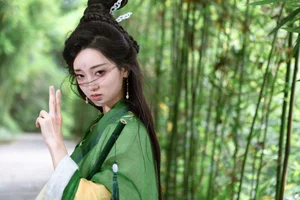 YiTuYu Art Language Vol.7441 Featuring Leng Ku Wang Ye: Contemporary Artistic Portraits - image 4