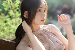 Modern Portraiture: YiTuYu Art Language Vol.7071 featuring Wo Bu Shua Niao - image 3
