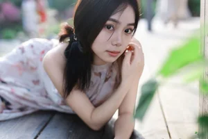 Modern Portraiture: YiTuYu Art Language Vol.7071 featuring Wo Bu Shua Niao - image 16