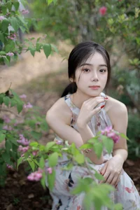 Modern Portraiture: YiTuYu Art Language Vol.7071 featuring Wo Bu Shua Niao - image 22