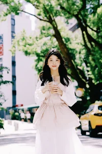 Captivating Art Photography: YiTuYu Art Language Vol.10335 Featuring Xiao Shi Zi - image 0