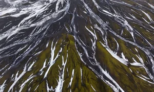 Exploring the Wonders of Iceland Through the Lens of a Vietnamese Traveler - image 9