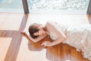 Aesthetic Excellence: YiTuYu Vol.7070 featuring the Charming Cherry Meow - image 9
