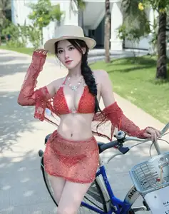 Region Hot Girl Stuns in Bikini, Flaunting "Glowing" White Skin - image 3