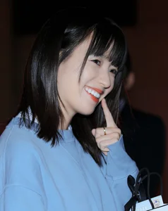 Han Hyo Joo: The South Korean Star with the Most Beautiful Smile - image 3