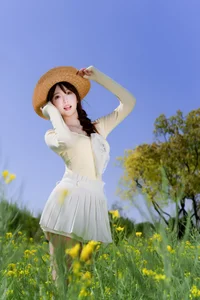 Dreamy Spring in Rapeseed Field YiTuYu Vol.8968 Bing Leng Qi E - image 13