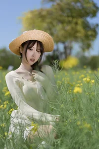 Dreamy Spring in Rapeseed Field YiTuYu Vol.8968 Bing Leng Qi E - image 9
