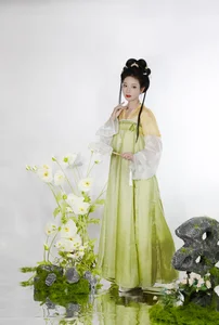 Artistic Vision: YiTuYu Art Language Vol.6599 Featuring Fang Ci Yan - image 3