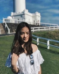 Stunning Beauty of Madam Pang’s Daughter: A Glimpse into the Life of Thailand’s Football Heiress - image 1