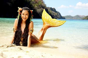 The Radiant Glow of Marian Rivera: Embracing Mature Beauty and Sophisticated Style - image 1