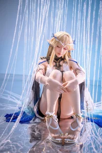 Hoshilily Wuthering Waves Cosplay: Xing Zhi Chi Chi as Shorekeeper - image 0