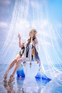 Hoshilily Wuthering Waves Cosplay: Xing Zhi Chi Chi as Shorekeeper - image 15