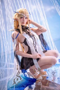 Hoshilily Wuthering Waves Cosplay: Xing Zhi Chi Chi as Shorekeeper - image 18