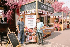 Exploring the Vibrant Atmosphere of Global Food and Beer Festivals This Season - image 2