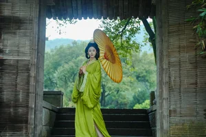 YiTuYu Art Language Vol.6727: Elegant Portraits of Shi Yue Bai Ya - image 24