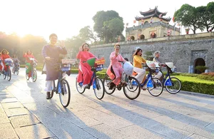 Ao Dai: Connecting Hanoi’s Ancient Heritage with Modern International Tourism - image 9