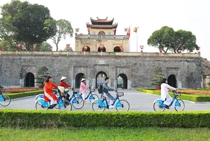Ao Dai: Connecting Hanoi’s Ancient Heritage with Modern International Tourism - image 6