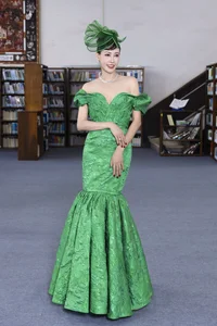 Timeless Elegance: Miss Giáng My and Diva Thanh Lam Showcase Ageless Beauty and Sophistication in New Gallery - image 2