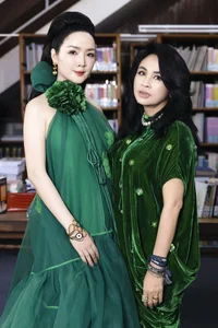 Timeless Elegance: Miss Giáng My and Diva Thanh Lam Showcase Ageless Beauty and Sophistication in New Gallery - image 10