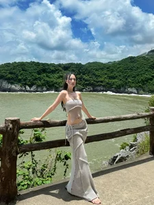 Rising Star: The Beauty of Nghe An Featured in 'Di Giua Troi Ruc Ro' - image 7
