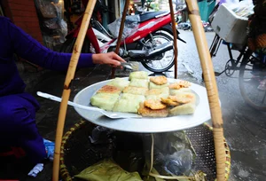 Hanoi Winter Food Guide: Top Dishes to Warm Your Soul During the Chill - image 6