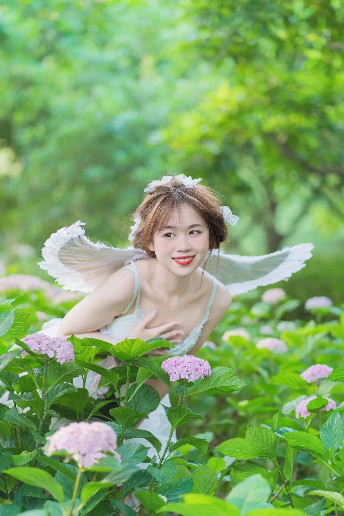 Art Language Vol.6501 Featuring Pao Fu Xiao Fang: Vibrant and Creative Portraiture