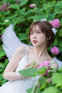 Art Language Vol.6501 Featuring Pao Fu Xiao Fang: Vibrant and Creative Portraiture - image 1