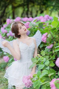Art Language Vol.6501 Featuring Pao Fu Xiao Fang: Vibrant and Creative Portraiture - image 24