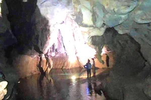 Exploring the Sand River Caves of Quang Tri: A Natural Wonder in Central Vietnam - image 7