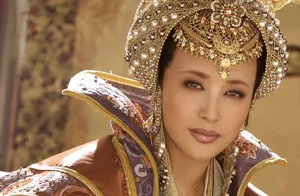 The Timeless Beauty of Liu Xiaoqing - Iconic Wu Zetian Portrait Gallery - image 5
