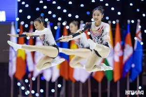Captivating Highlights from the Asian Aerobic Gymnastics Championships in Hanoi - image 7