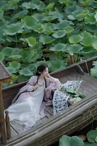 Art Language Vol.8126 by YiTuYu: A Captivating 17P Portrait Series Featuring Yao Yao - image 7