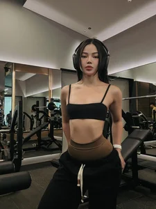 Fitness Influencer Addresses Criticism Over 'Showing Off' at Recent Marathon Event - image 5