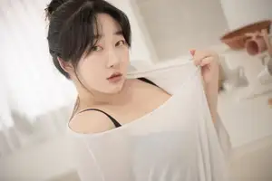 Soonj1n Bikini: Pure Beauty, Captivating Every Gaze - image 20
