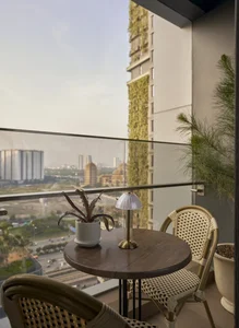 Stylish 77 sqm Pink Apartment Inspired by High Fashion Trends - image 1