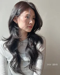 5 Trendy Summer Layered Haircuts to Transform Your Look This Season - image 4